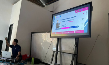 MTsN 2 Sinjai Kembali Laksanakan Pelatihan Wayground dan Canva Code