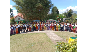 Semangat hari Sumpah Pemuda dan Karnaval MTsN 2 Sinjai Bersama BABINSA Koramil Sinjai Borong